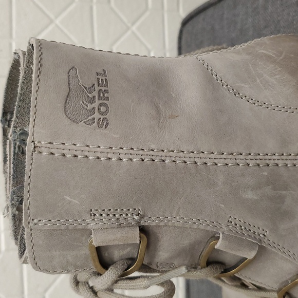 Sorel Women's Joan Of Arctic  Taupe/Gray Wedge Lace-Up Boots - Picture 3 of 11